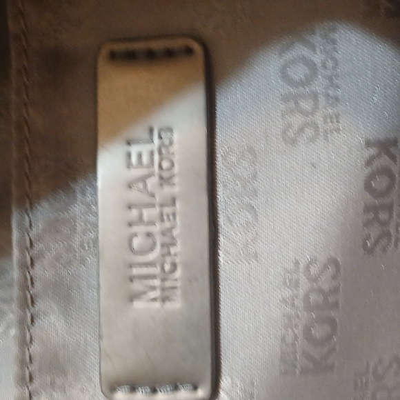 Michael Kors Bronze Tote Metalluc Chain-Link Shoulder Bag - Picture 9 of 12